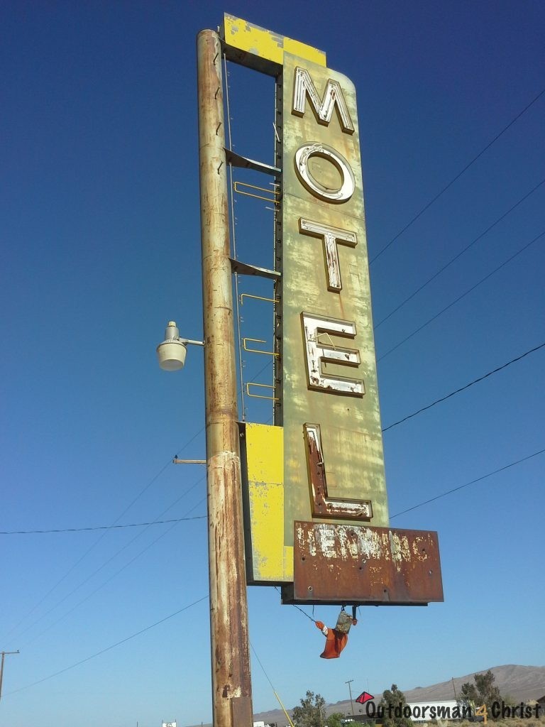 motel sign