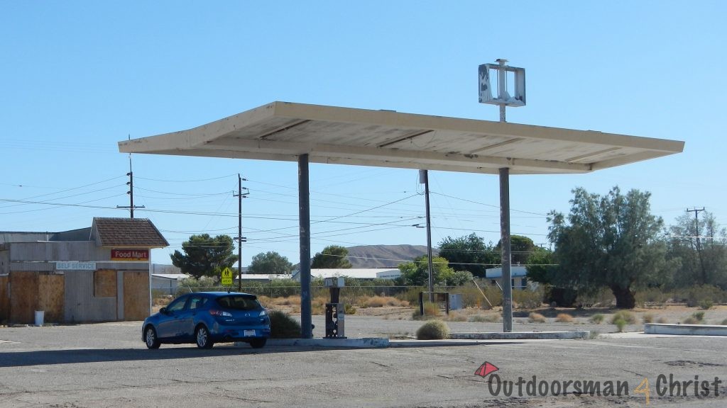 Filling up in Daggett, CA